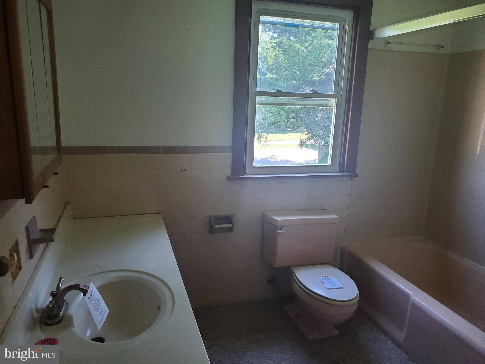 37 Maple Street Lebanon, PA 17046 - Photo 8 of 16 Gallery Image 8