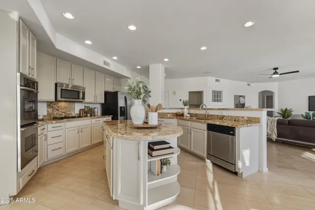$1,250,000 | 20652 North 53rd Avenue, Glendale, AZ 85308