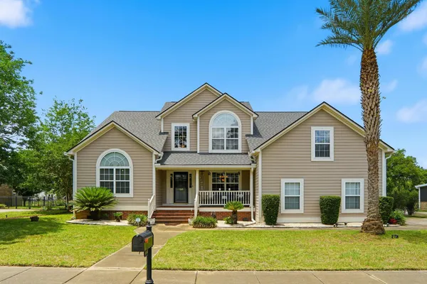 $949,000 | 5043 Spaniel Drive, North Charleston, SC 29405