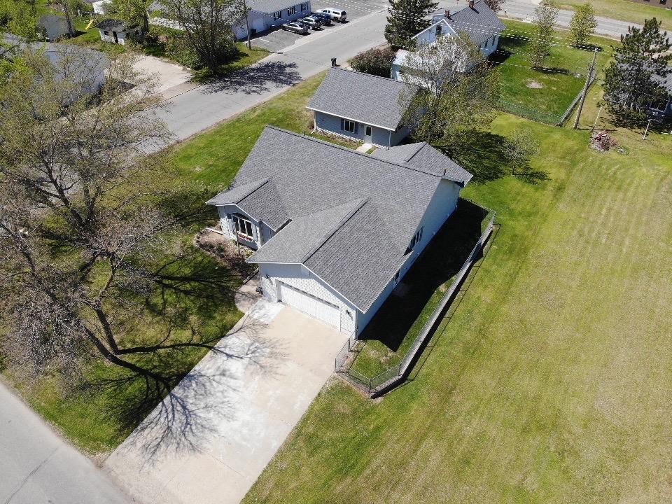 901 5th Street Northeast Staples, MN 56479 - Photo 2 of 75