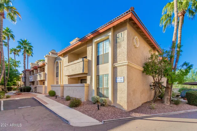 $1,850 | 10410 North Cave Creek Road, Unit 1011, Phoenix, AZ 85020