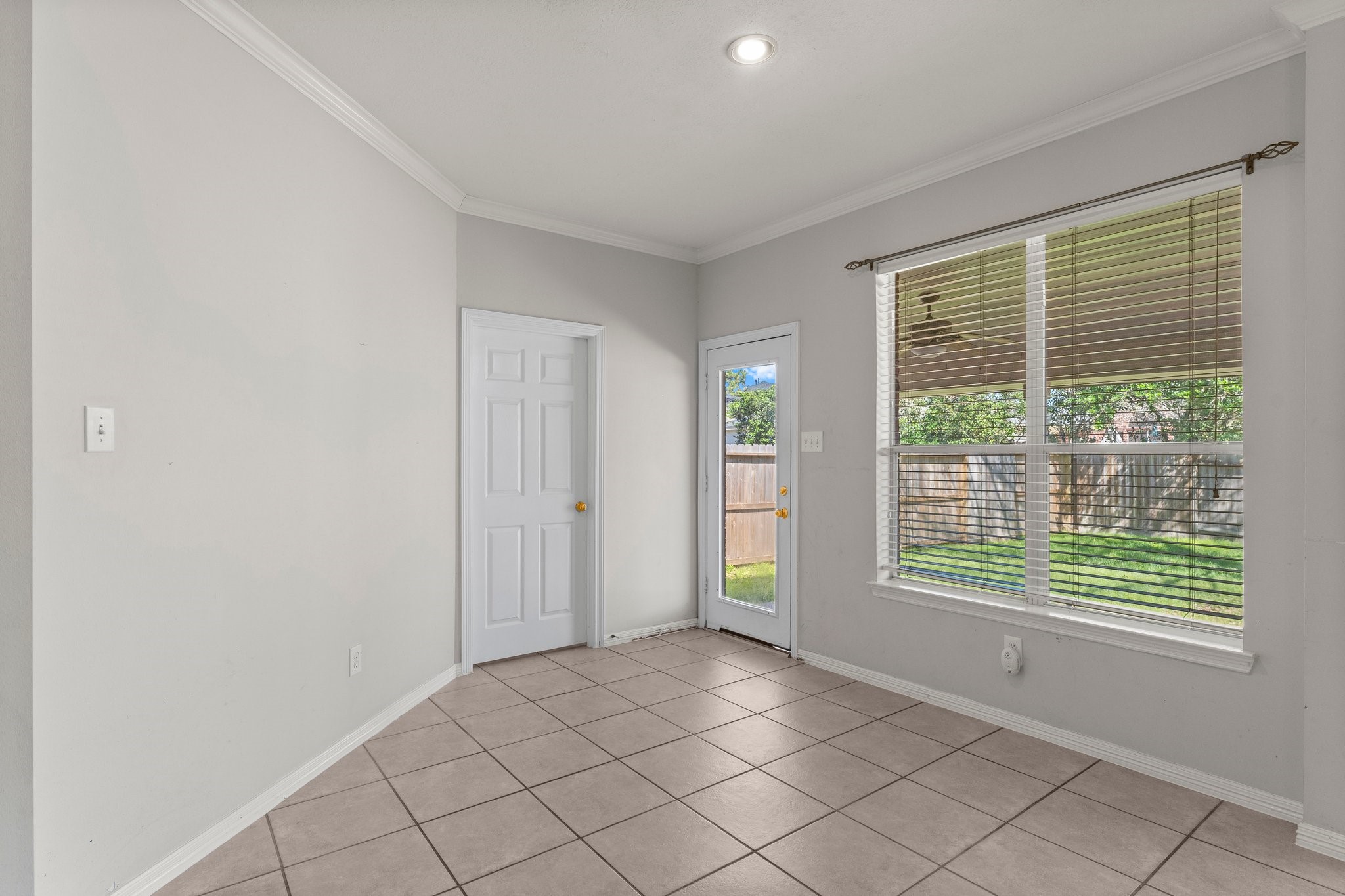 25814 Clear Springs Way Spring, TX 77373 - Photo 17 of 48 a view of an empty room with a window