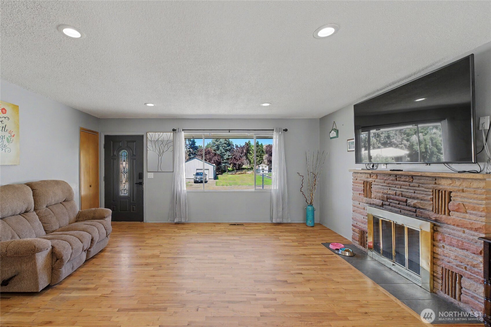 546 Rolfs Court East Wenatchee, WA 98802 - Photo 7 of 35