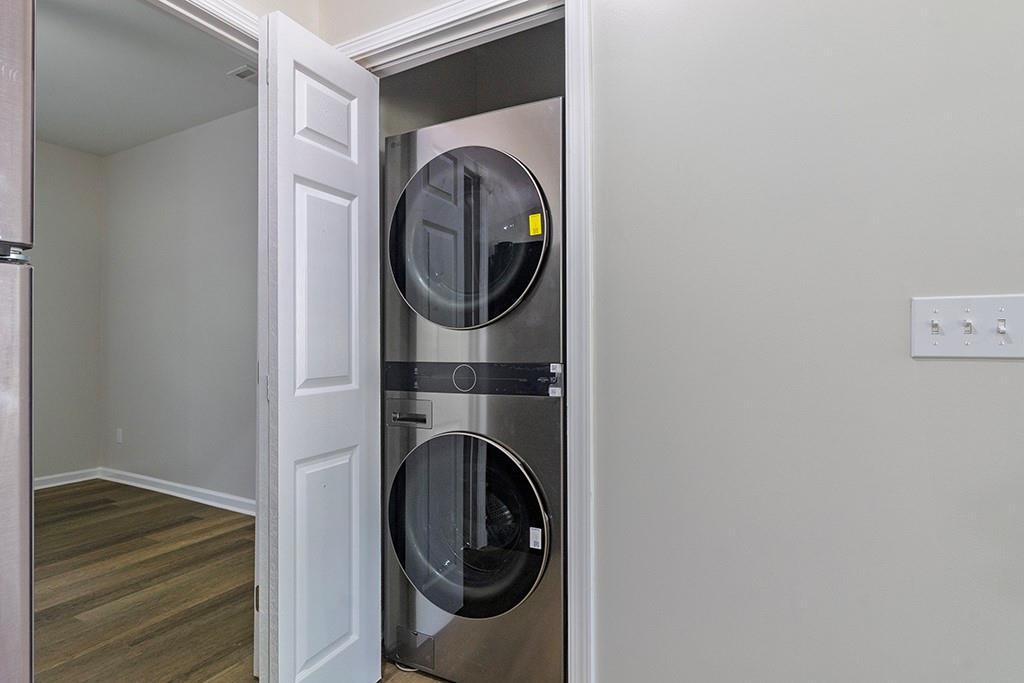 1912 Kitchens Road Macon, GA 31211 - Photo 9 of 20 a utility room with dryer and washer