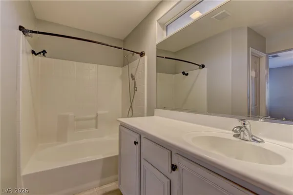 $1,995 | 1052 Coronado Peak Avenue, Las Vegas, NV 89183