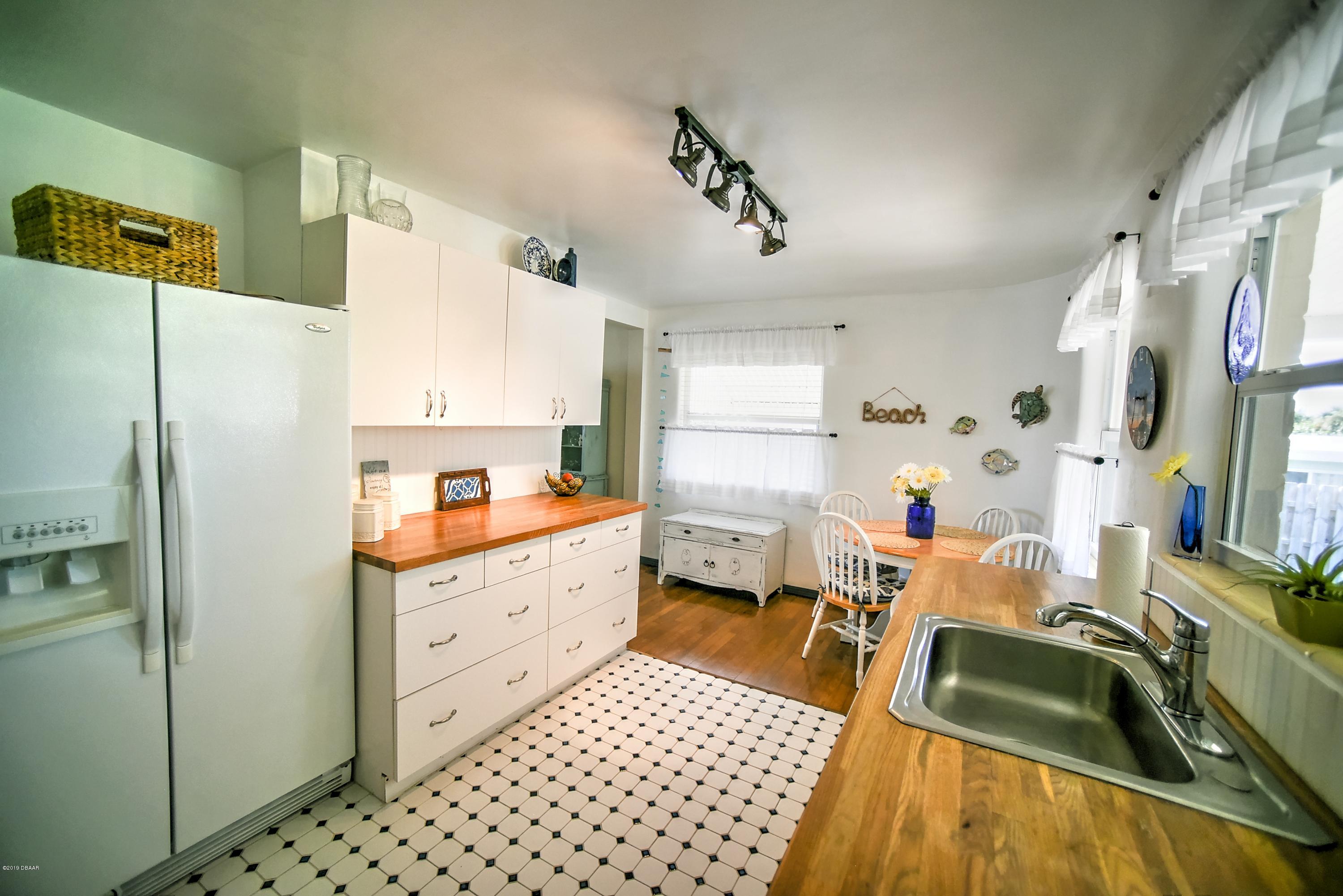 127 Bridgeport Road Daytona Beach, FL 32118 - Photo 23 of 44 Bridgeport Rd-27