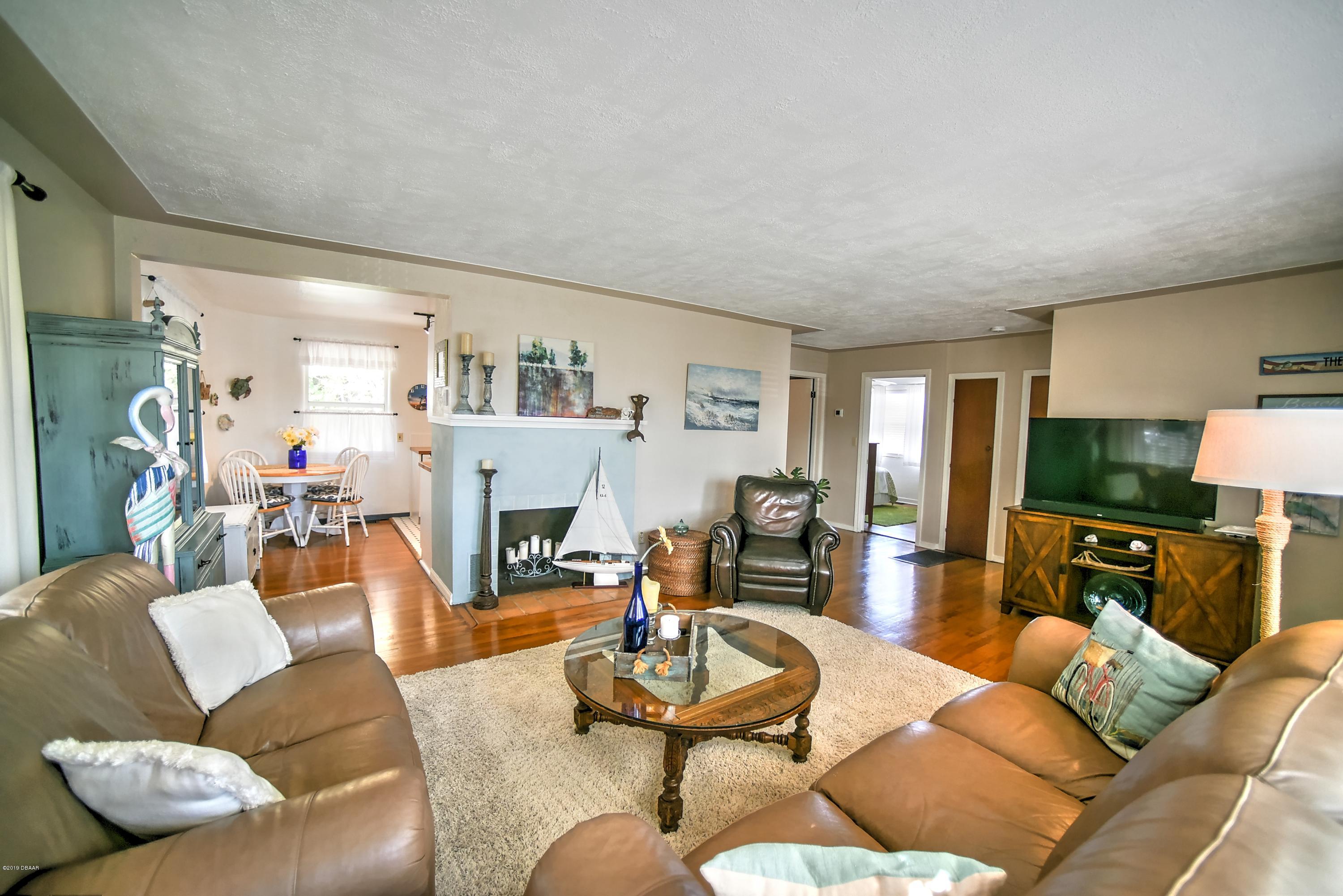 127 Bridgeport Road Daytona Beach, FL 32118 - Photo 3 of 44 Bridgeport Rd-22-1