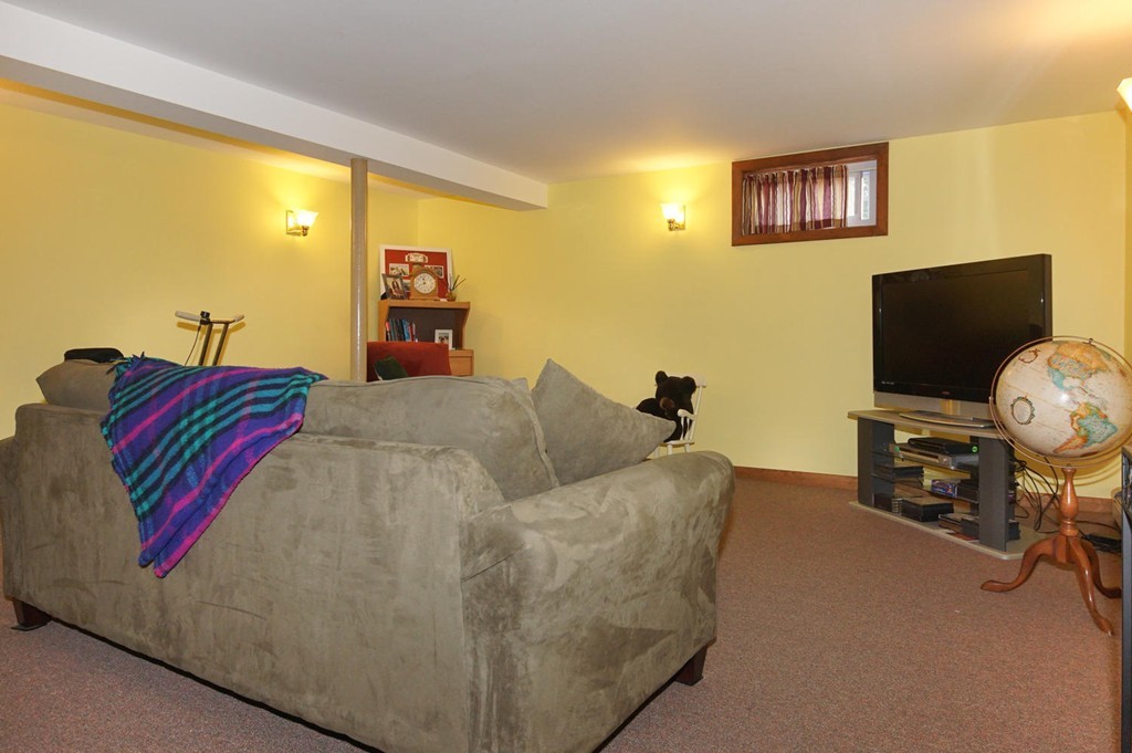 66 Donald Road Burlington, MA 01803 - Photo 25 of 30 Gallery Image 25