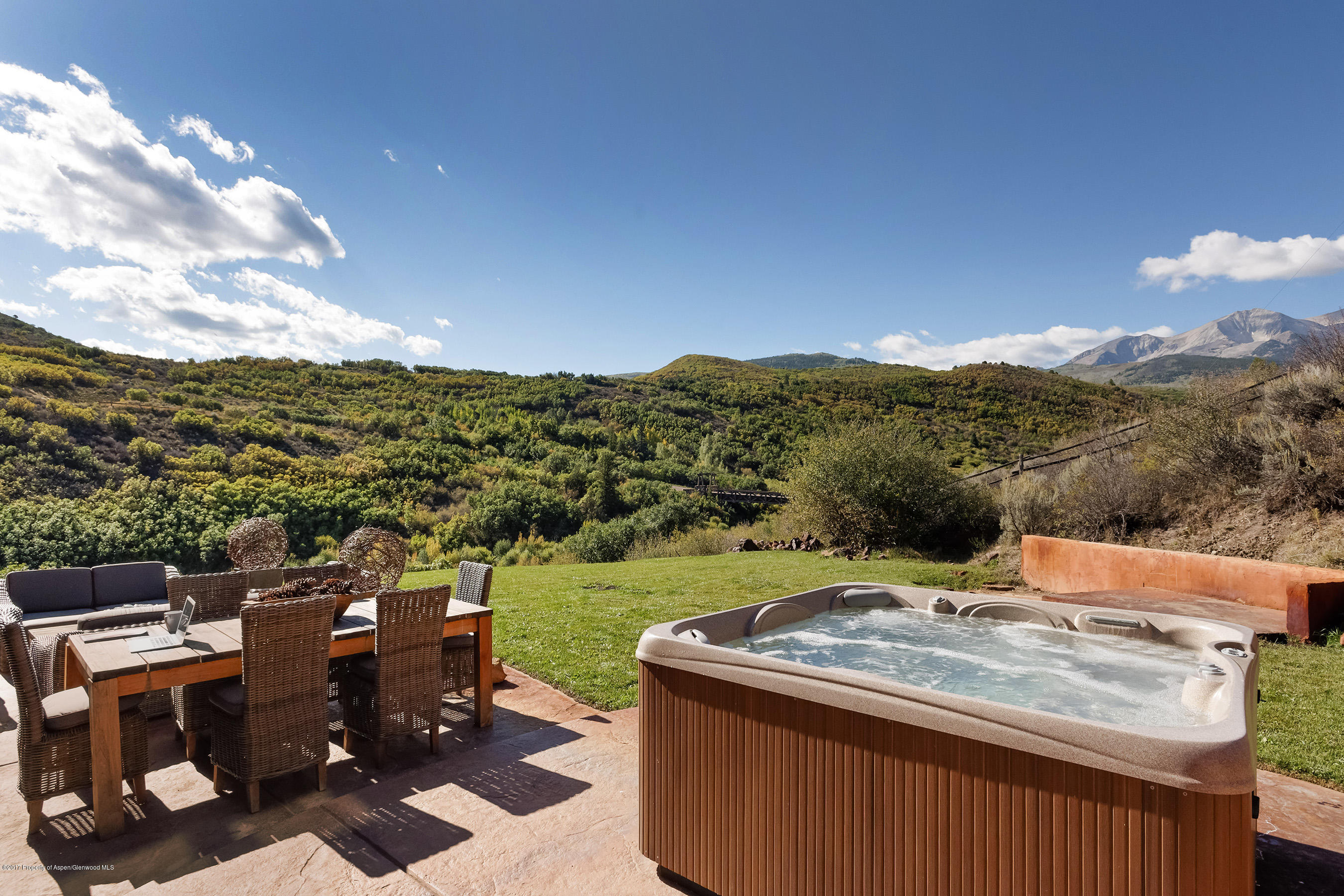 2555 West Sopris Creek Road Basalt, CO 81621 - Photo 25 of 43 2555WSoprisCr_Crest303