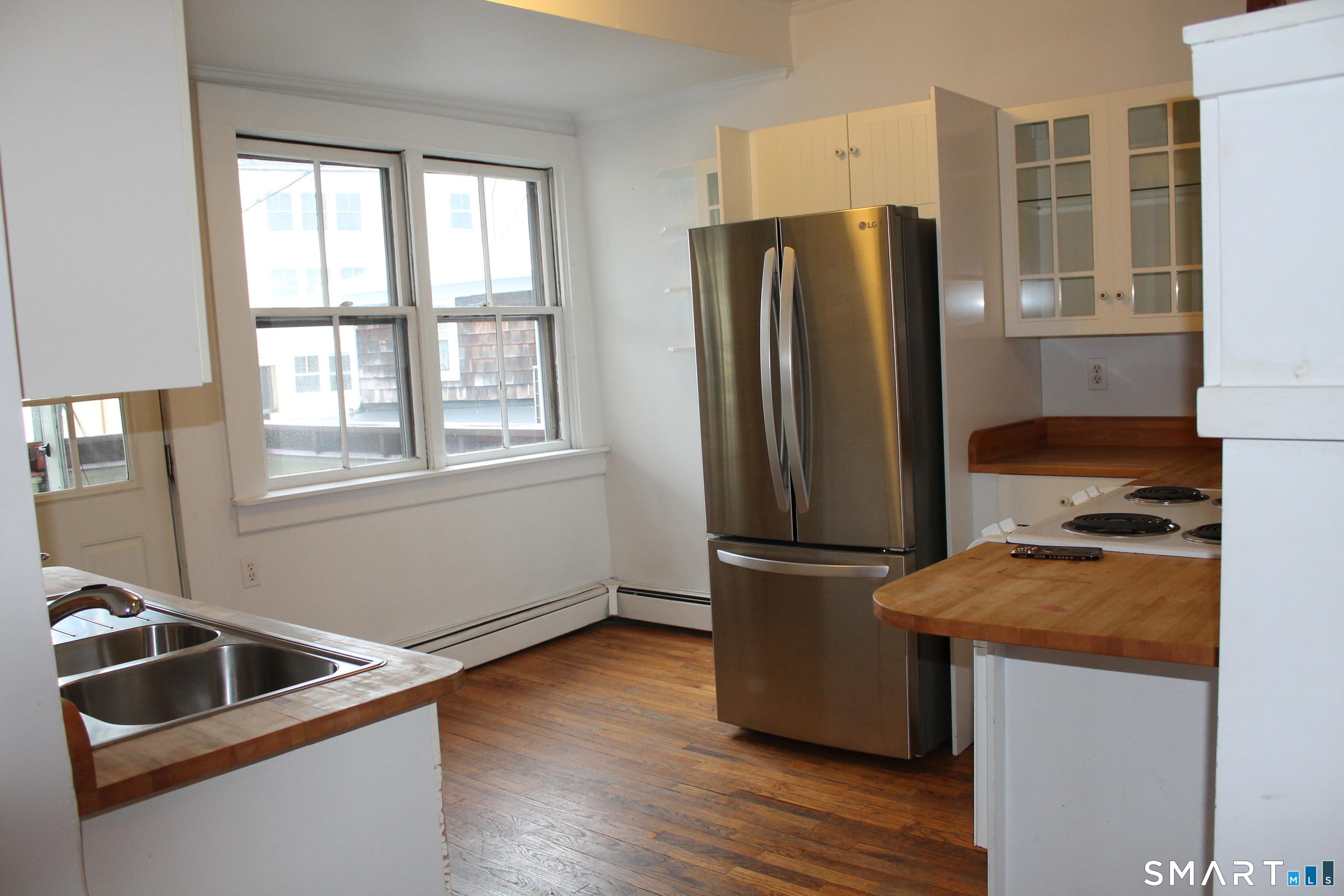45 West Main Street, Unit 2 Groton, CT 06355 - Photo 3 of 20
