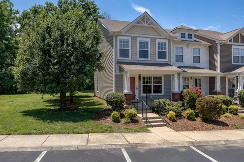 $325,000 | 682 Flintlock Court, Nashville, TN 37217