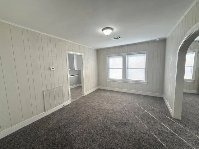 $2,000 | 712 Sue Street, Houston, TX 77009