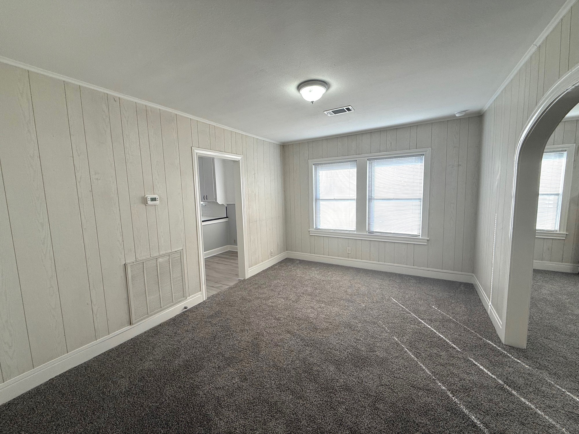 712 Sue Street Houston, TX 77009 - Photo 7 of 19