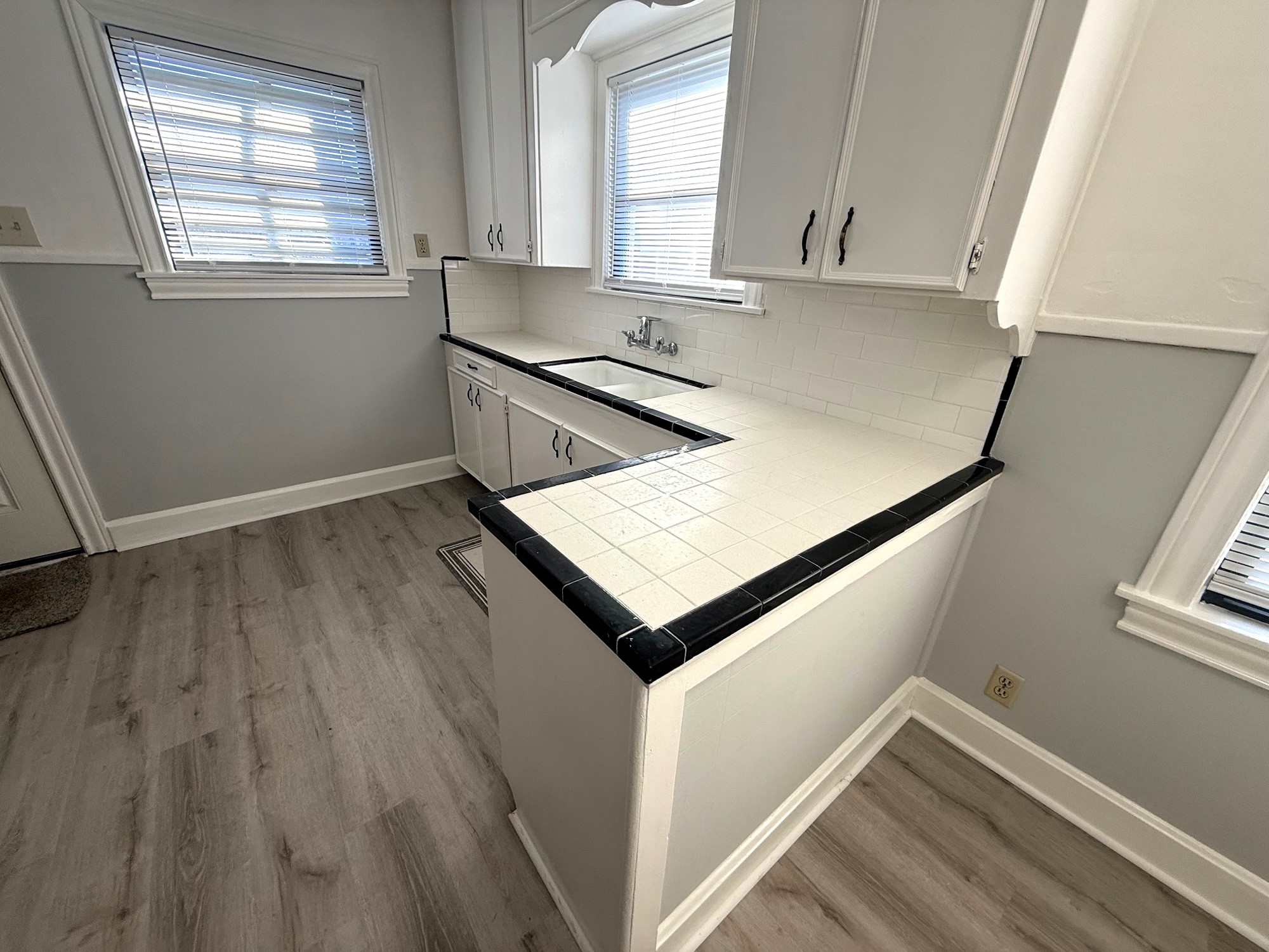 712 Sue Street Houston, TX 77009 - Photo 9 of 19