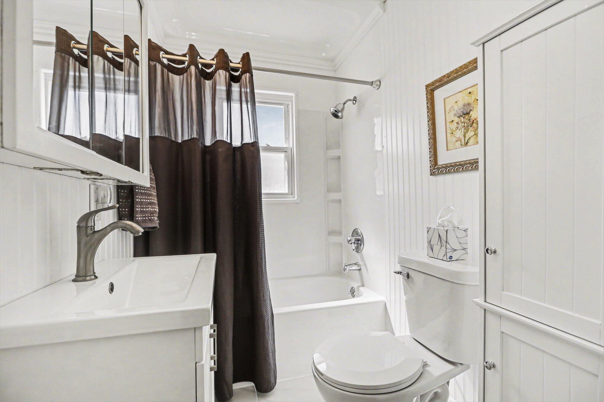 118 Gibson Street Clinton, MI 49236 - Photo 15 of 28 019_file_8712