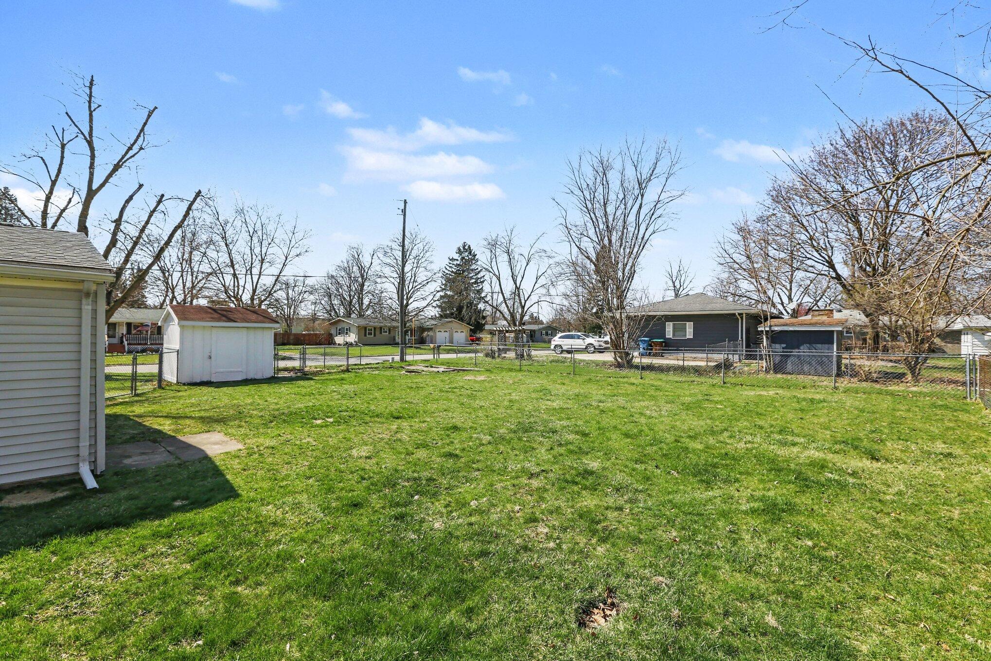 118 Gibson Street Clinton, MI 49236 - Photo 28 of 28 026_file_2664