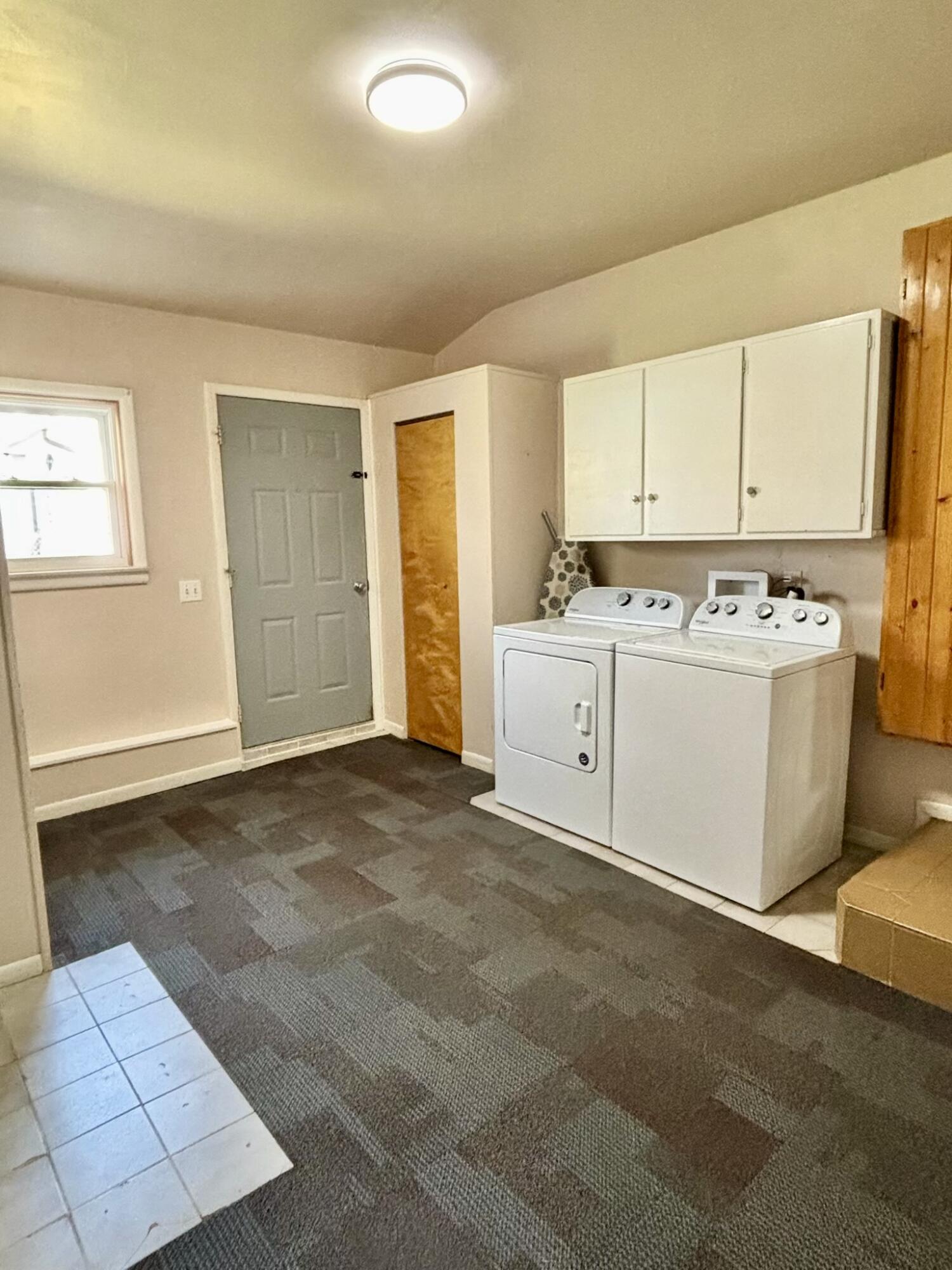 118 Gibson Street Clinton, MI 49236 - Photo 10 of 28 IMG_1372