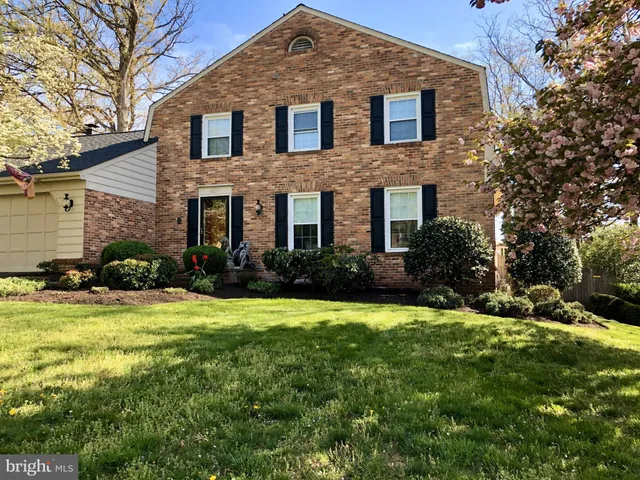 $3,900 | 4209 Pickering Place, Alexandria, VA 22309