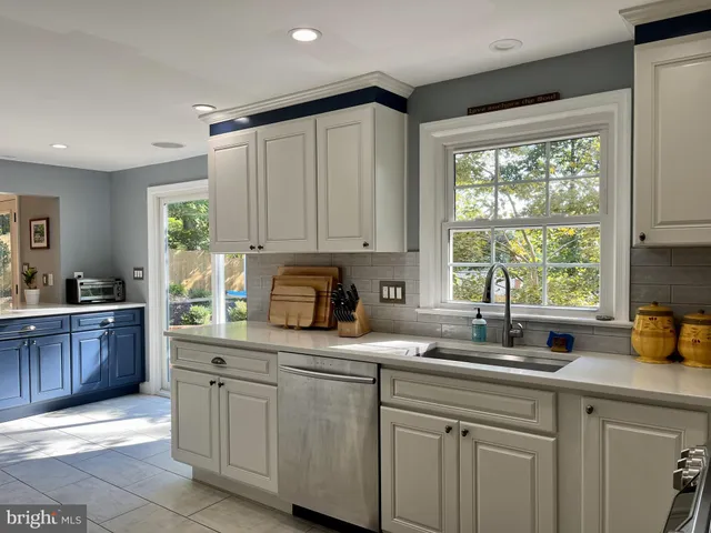 $3,900 | 4209 Pickering Place, Alexandria, VA 22309