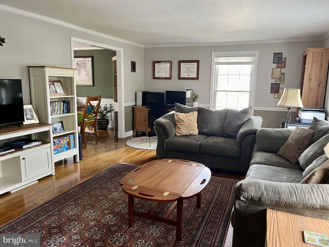 $3,900 | 4209 Pickering Place, Alexandria, VA 22309