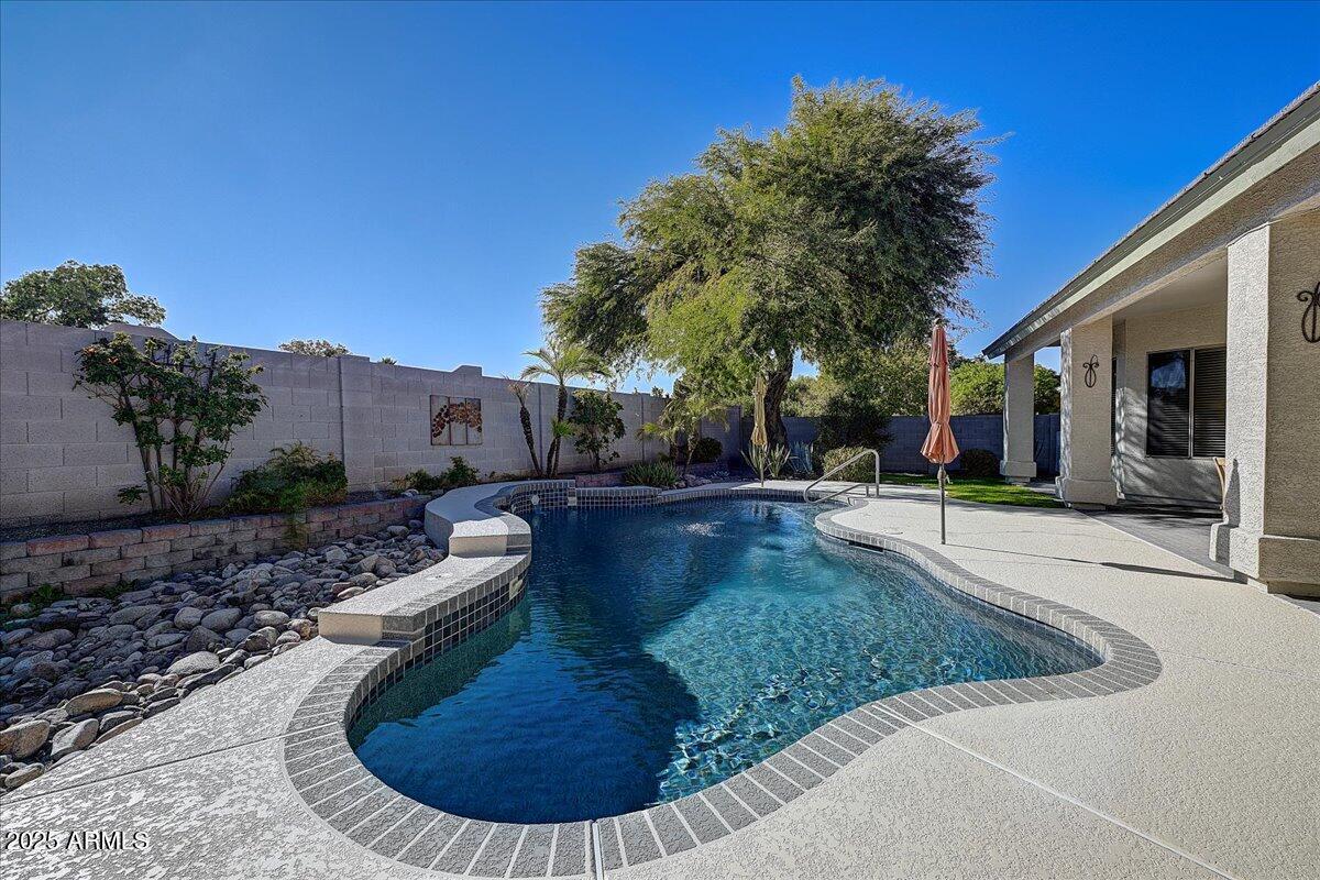 4409 East Janice Way Phoenix, AZ 85032 - Photo 35 of 41 a view of a house with entertaining space