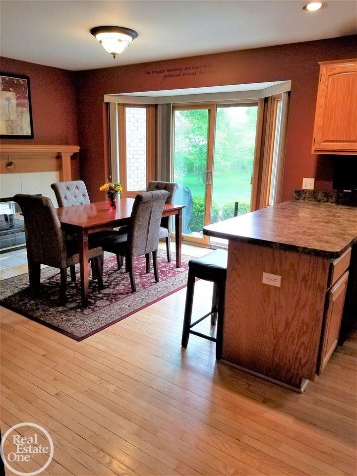 50167 Riverside Drive Macomb, MI 48044 - Photo 39 of 84 31348103-38.JPG