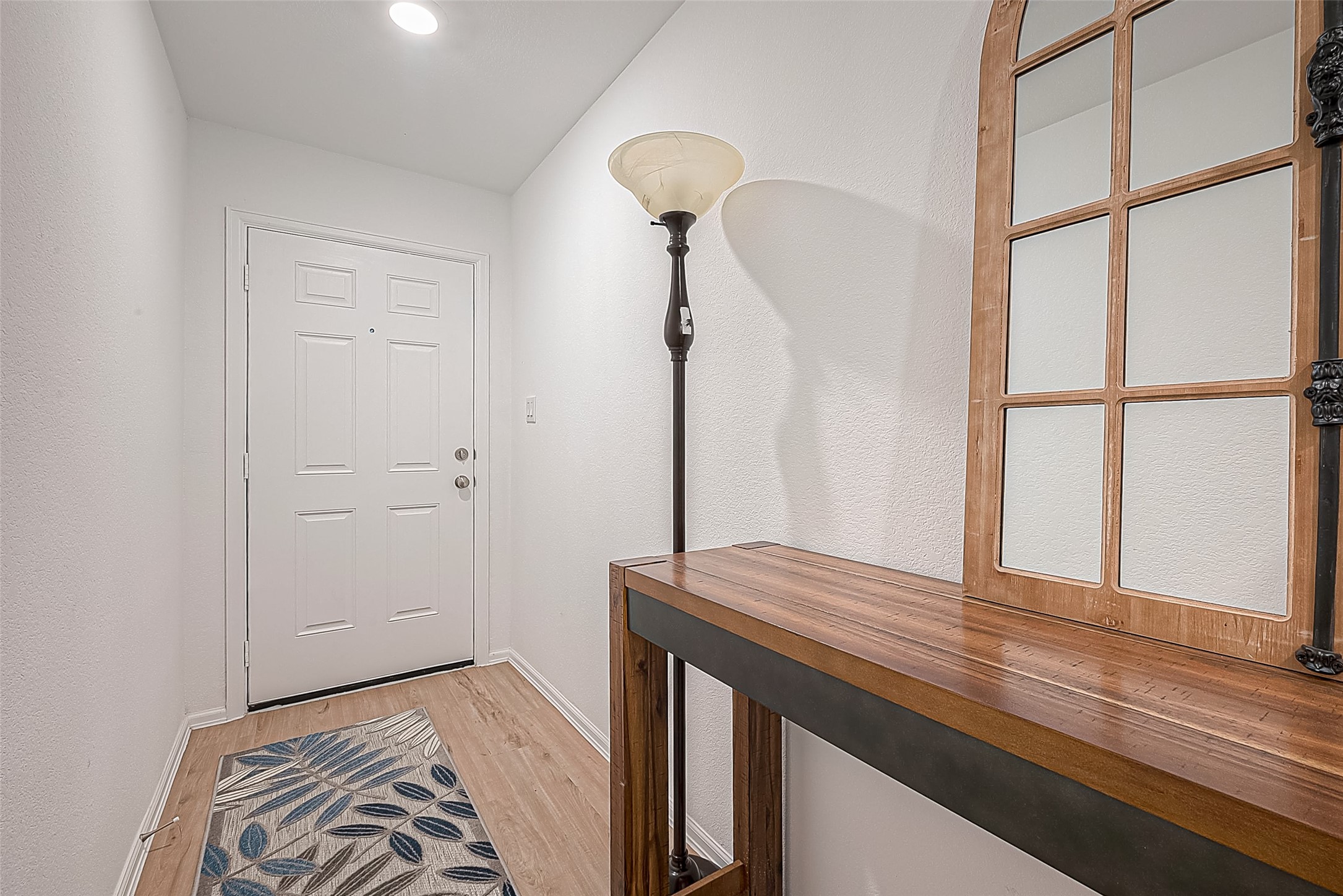 724 Cedar Gate Lane La Marque, TX 77568 - Photo 10 of 40 a view of bedroom with furniture