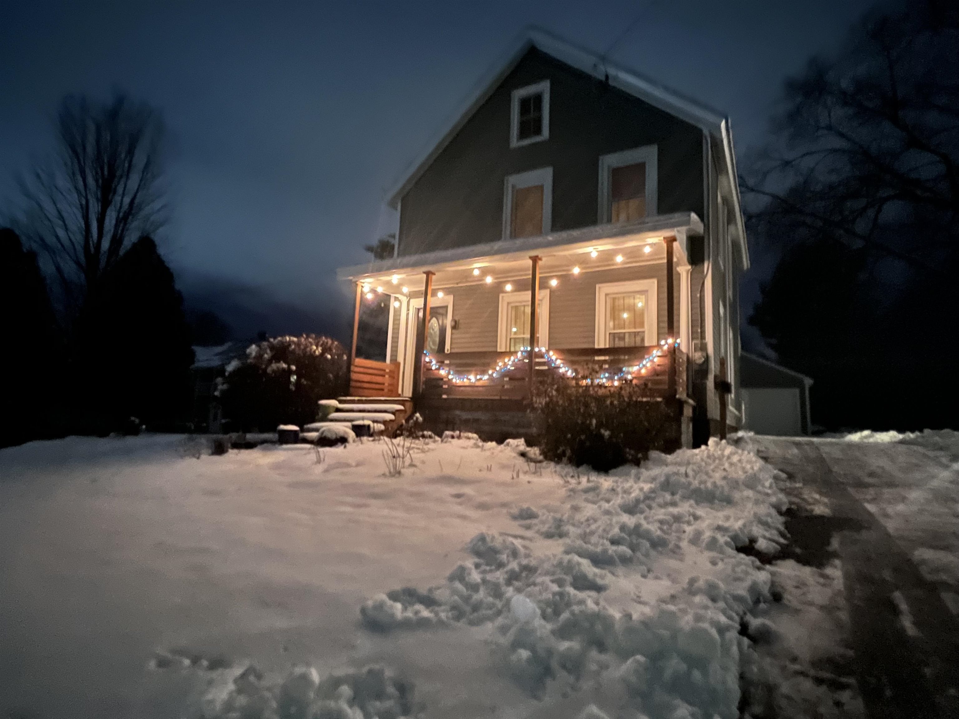 61 Lafayette Street Rutland, VT 05701 - Photo 8 of 28