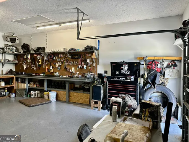 a view of a livingroom with furniture
