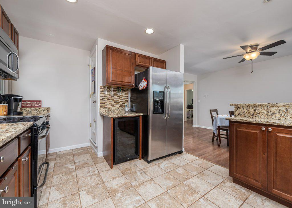3512 St James Road Windsor Mill, MD 21244 - Photo 11 of 31 kitchen