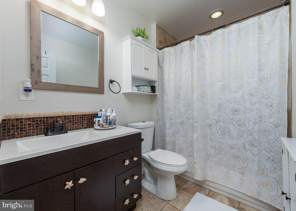 3512 St James Road Windsor Mill, MD 21244 - Photo 6 of 31 full bath amin level