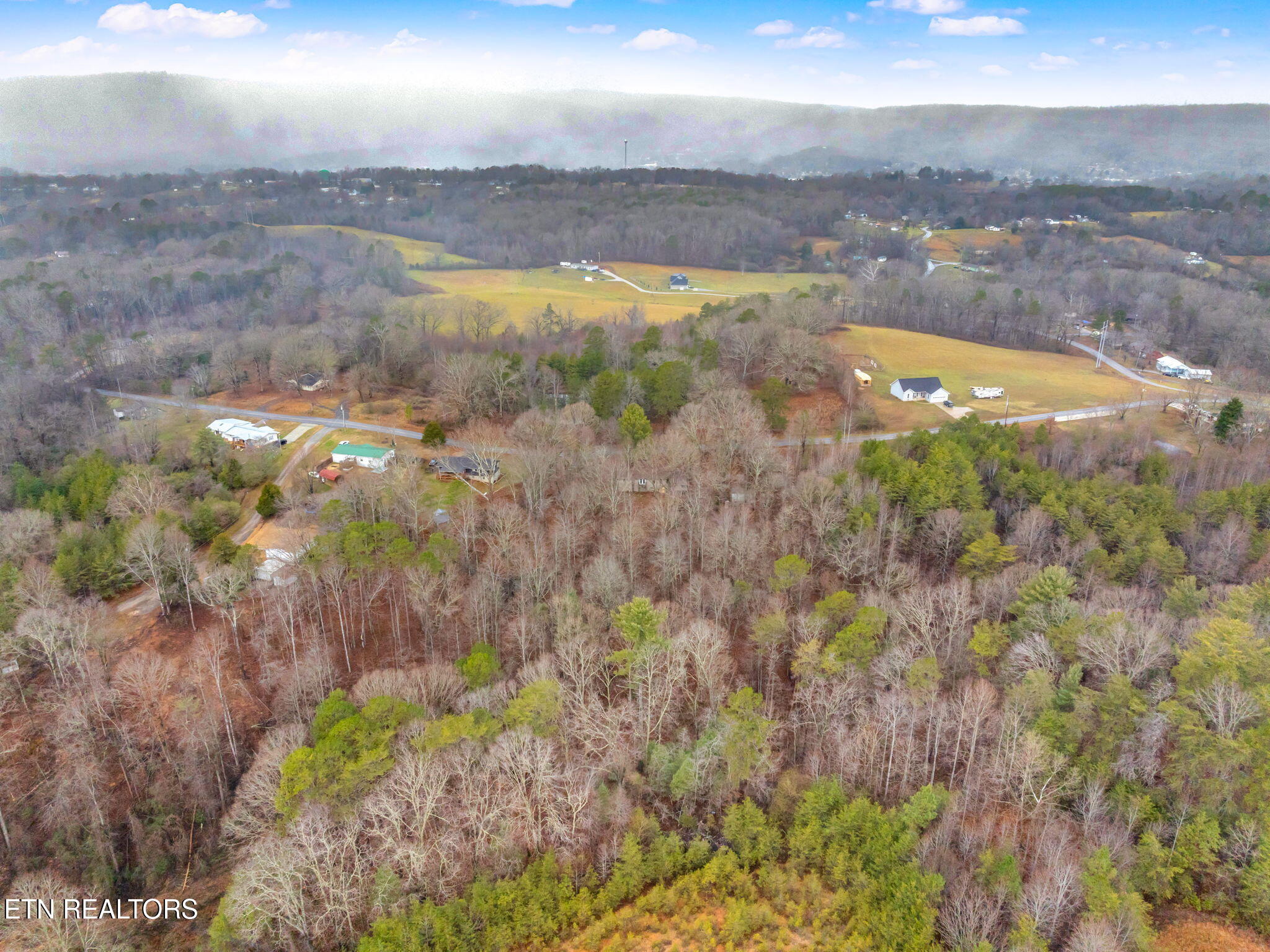 131 Cates Road Rockwood, TN 37854 - Photo 5 of 51 47-web-or-mls-131 Cates Road-45