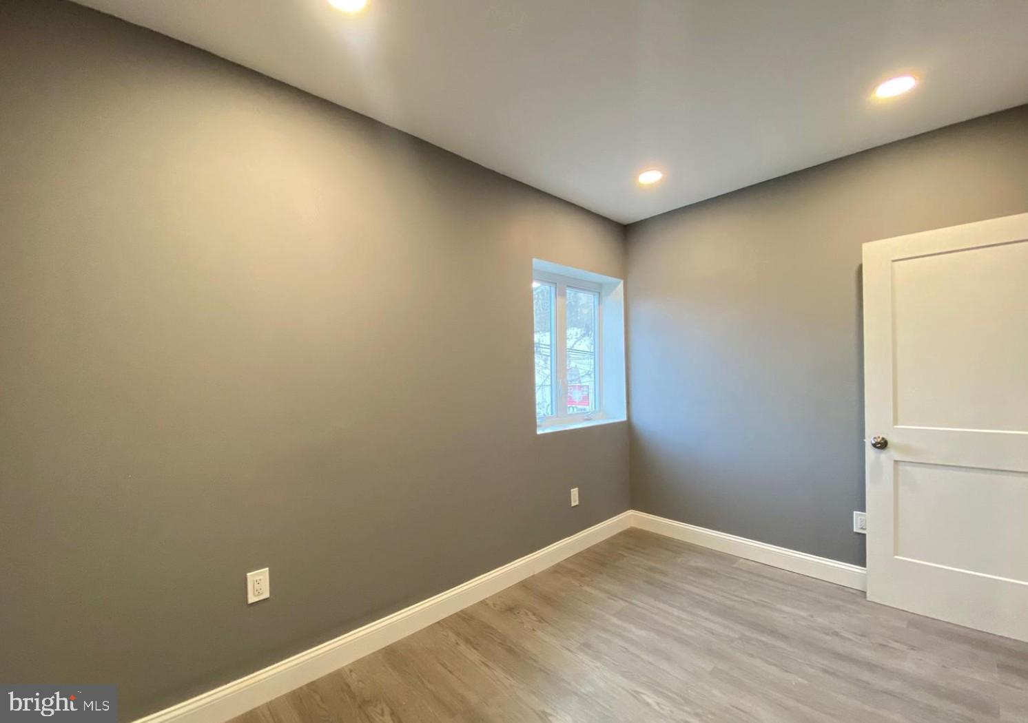 1230 North 15th Street Philadelphia, PA 19121 - Photo 24 of 31 a view of empty room