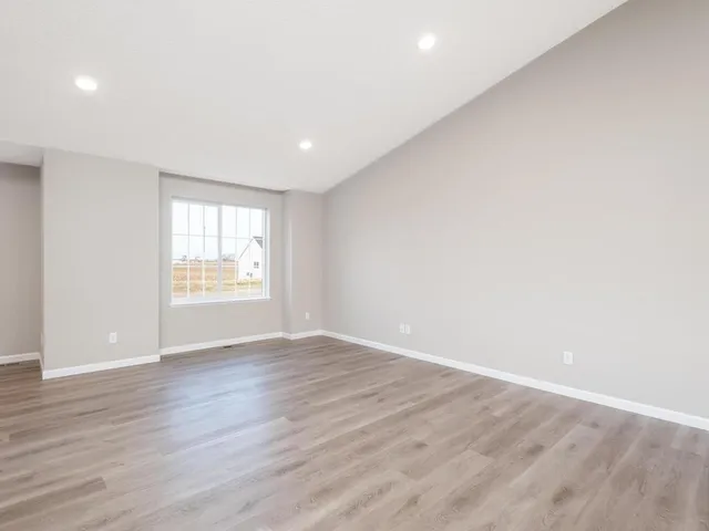 $399,900 | 929 Prestwick Drive, Belle Plaine, MN 56011