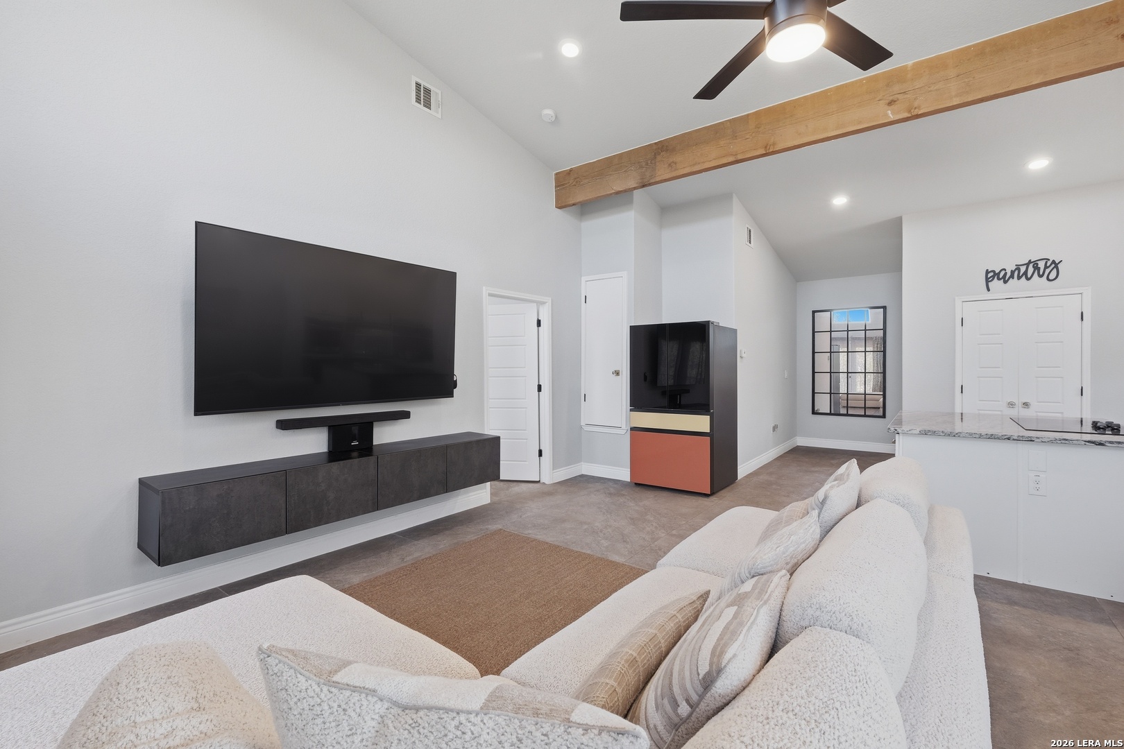 677 Stagecoach Spring Branch, TX 78070 - Photo 11 of 33