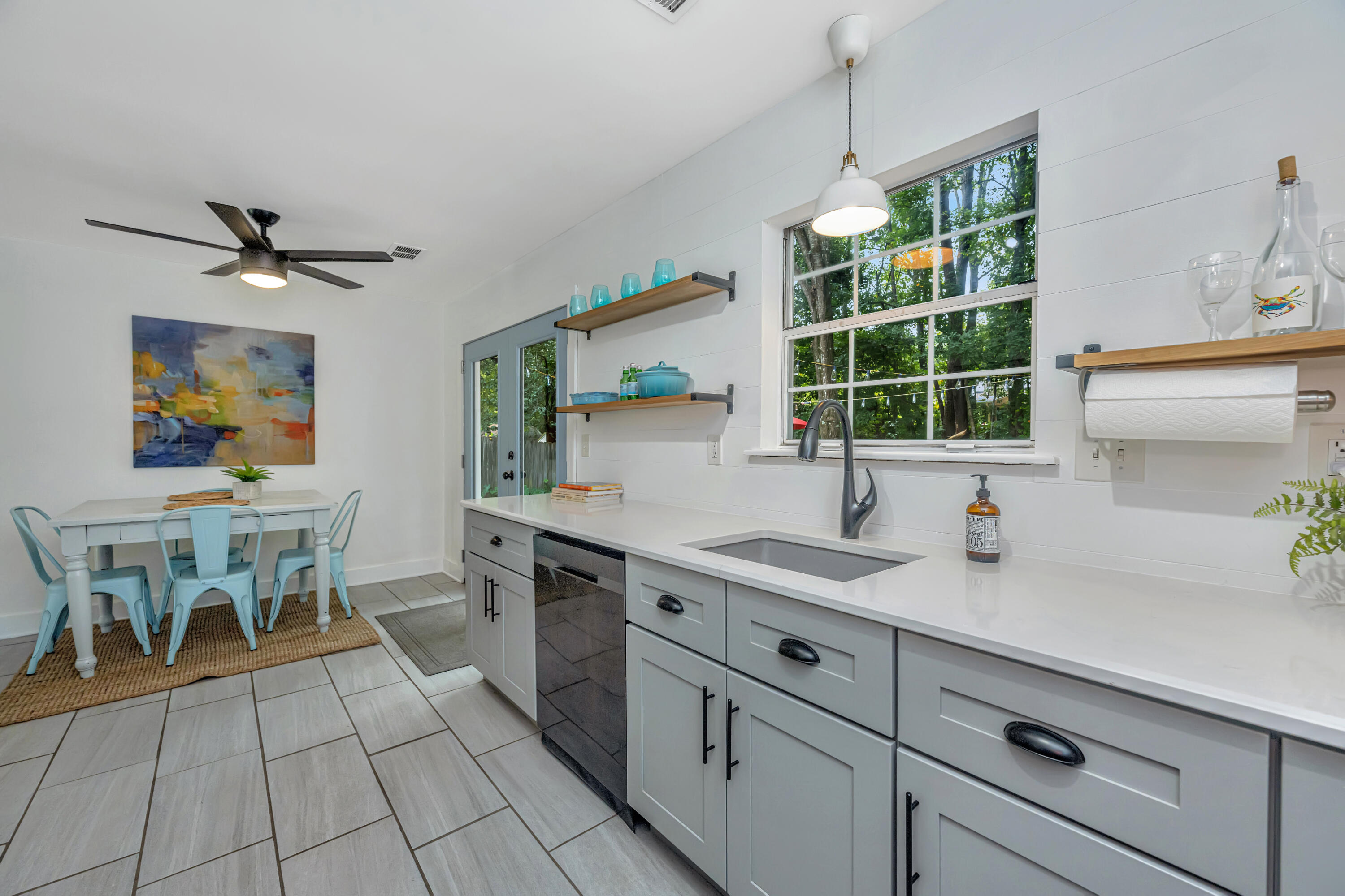 114 Jigsaw Road Summerville, SC 29485 - Photo 11 of 30 114JigsawRd017
