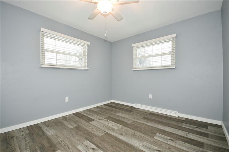 245 Walnut Street Houston, PA 15342 - Photo 13 of 29 Gallery Image 13