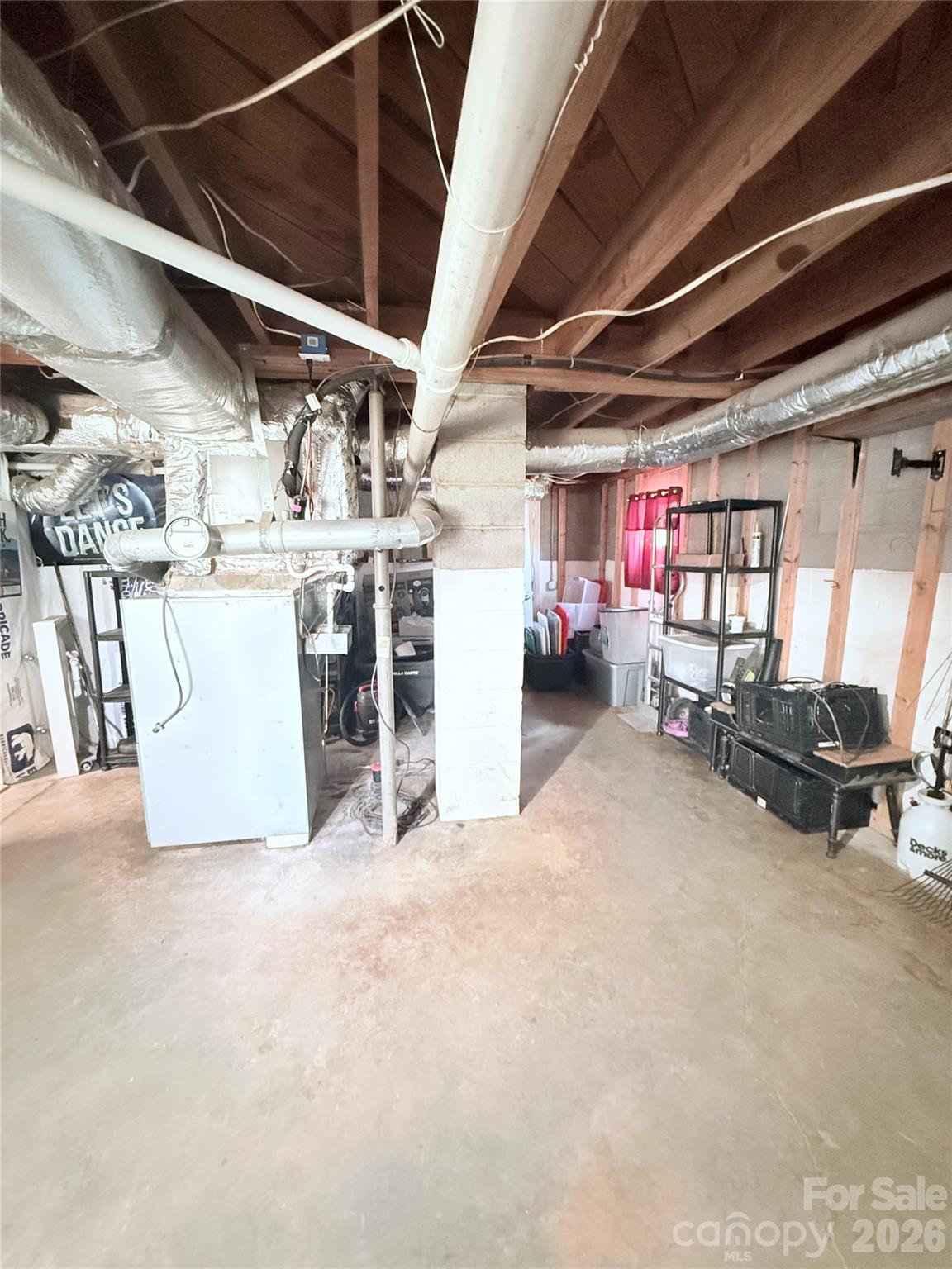 3743 Crosland Road Winston-Salem, NC 27106 - Photo 19 of 25 a view of a storage room