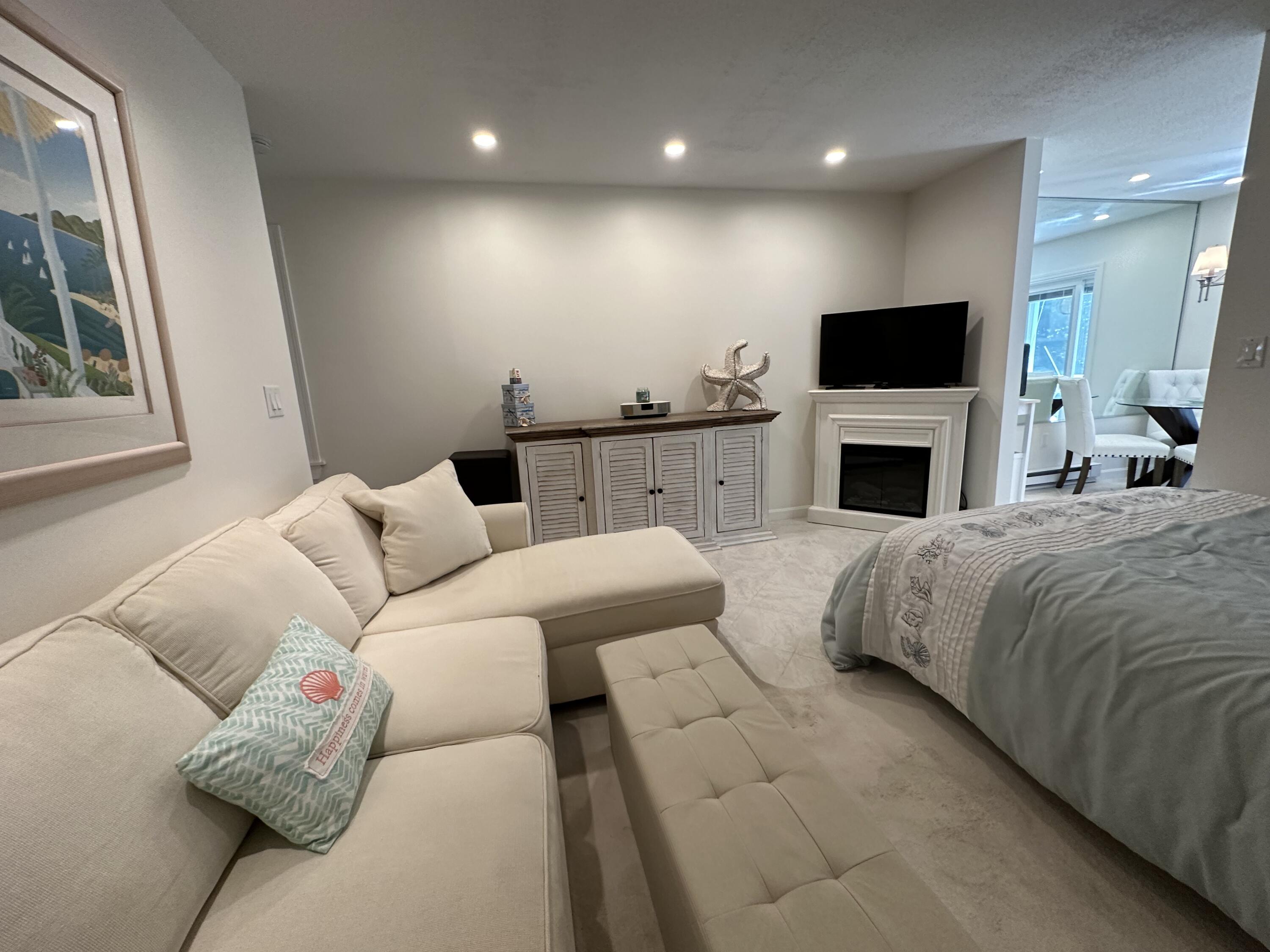 1762 Post Road, Unit 116 Wells, ME 04090 - Photo 14 of 27 IMG_5471