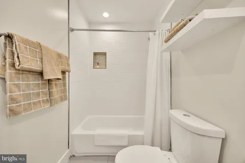 $810,000 | 1236 Owen Place Northeast, Washington, DC 20002