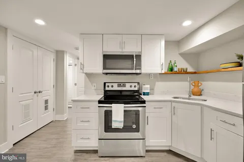 $810,000 | 1236 Owen Place Northeast, Washington, DC 20002