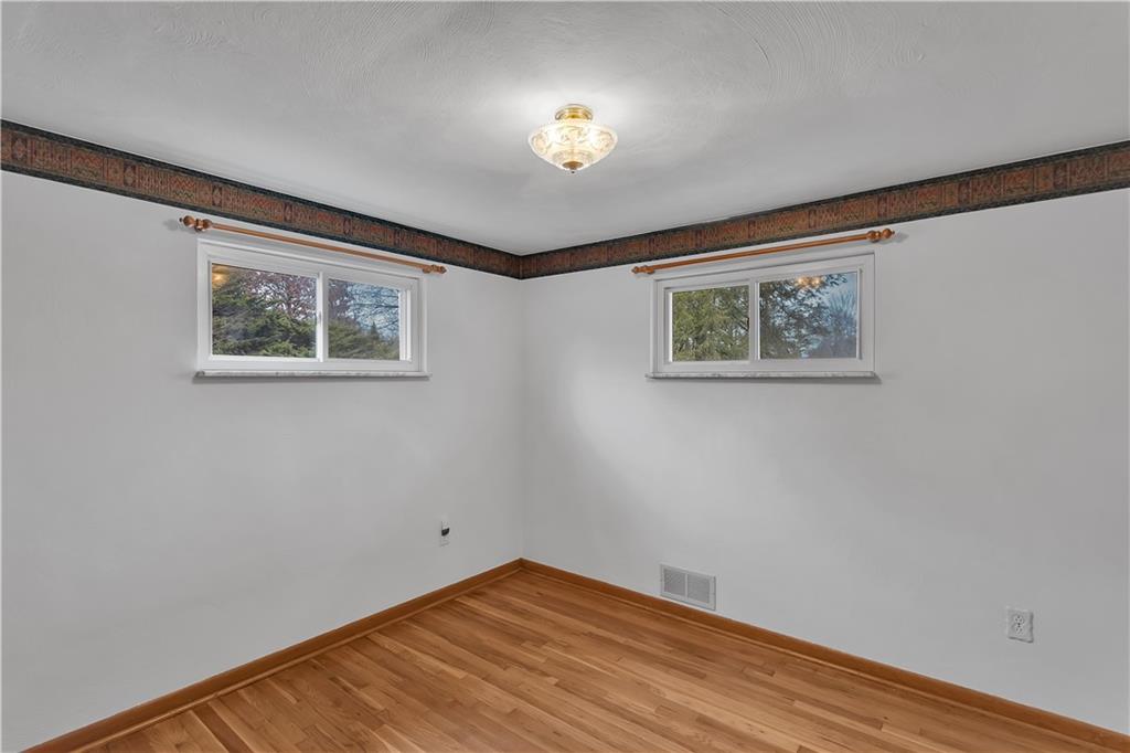 9167 Hubbard Road Allison Park, PA 15101 - Photo 17 of 35 Gallery Image 17