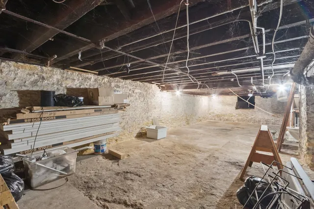 $475,000 | 522 South State Street, Belvidere, IL 61008