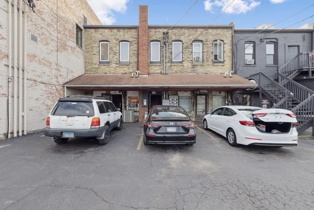 $475,000 | 522 South State Street, Belvidere, IL 61008