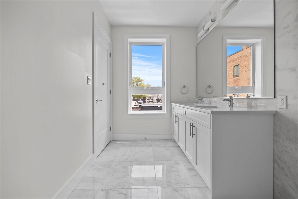 301 Border Street, Unit 603 Boston, MA 02128 - Photo 13 of 17