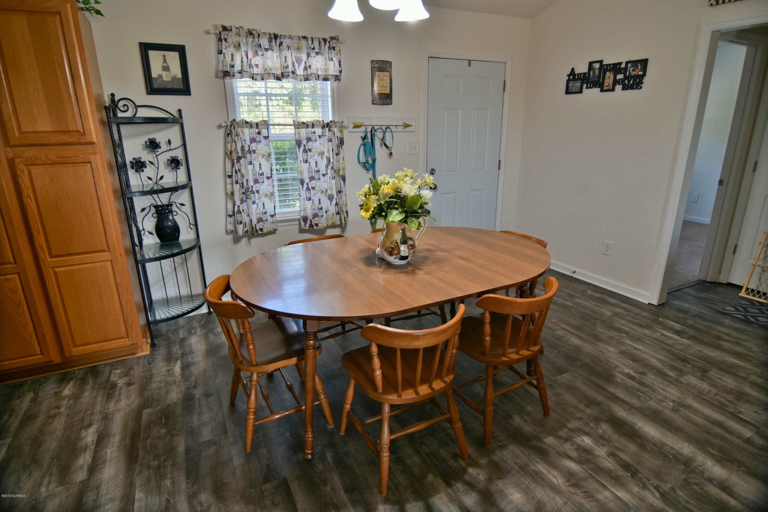 810 Five Mile Road Richlands, NC 28574 - Photo 11 of 24 DSC_0014