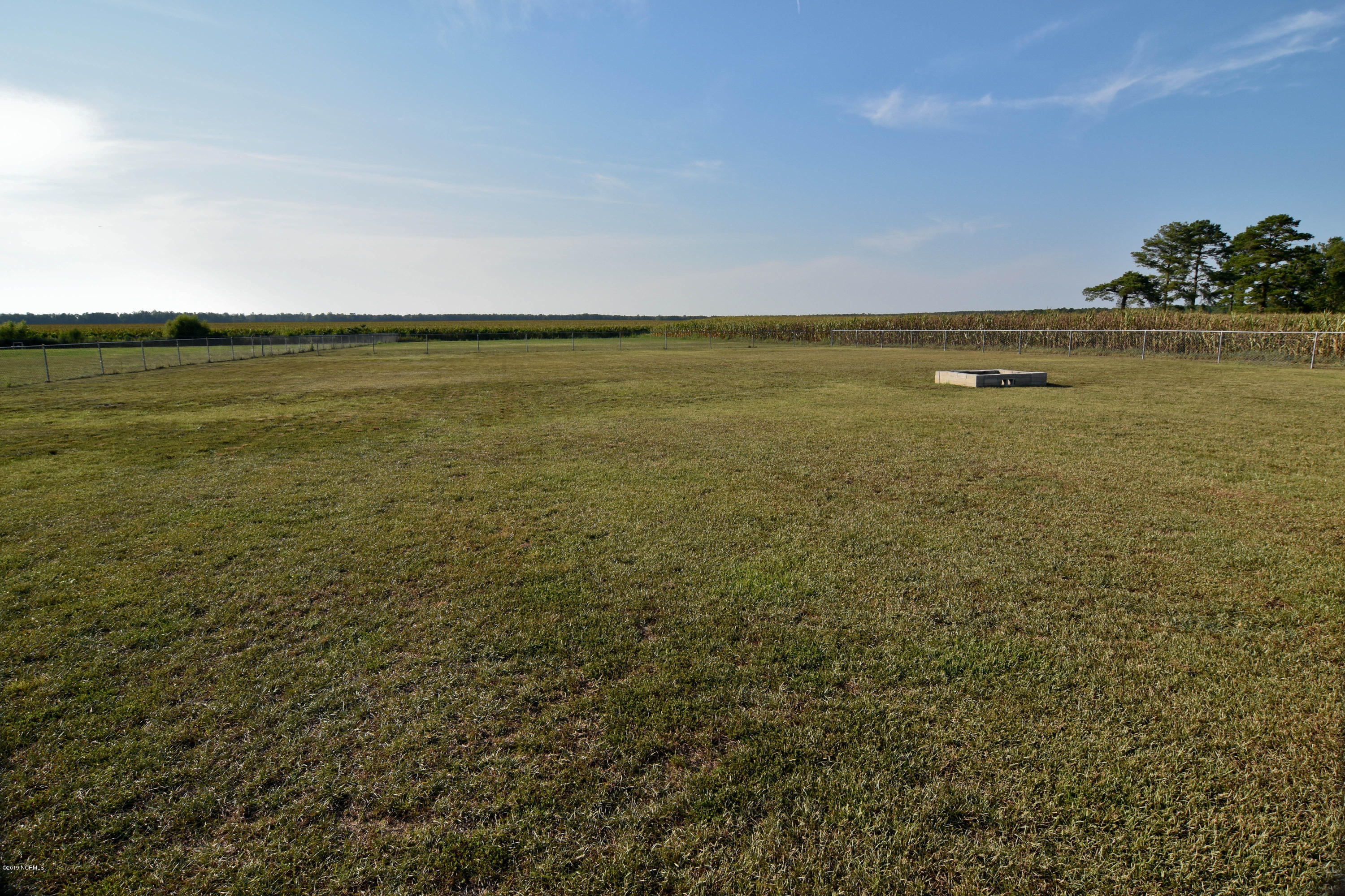810 Five Mile Road Richlands, NC 28574 - Photo 6 of 24 DSC_0006