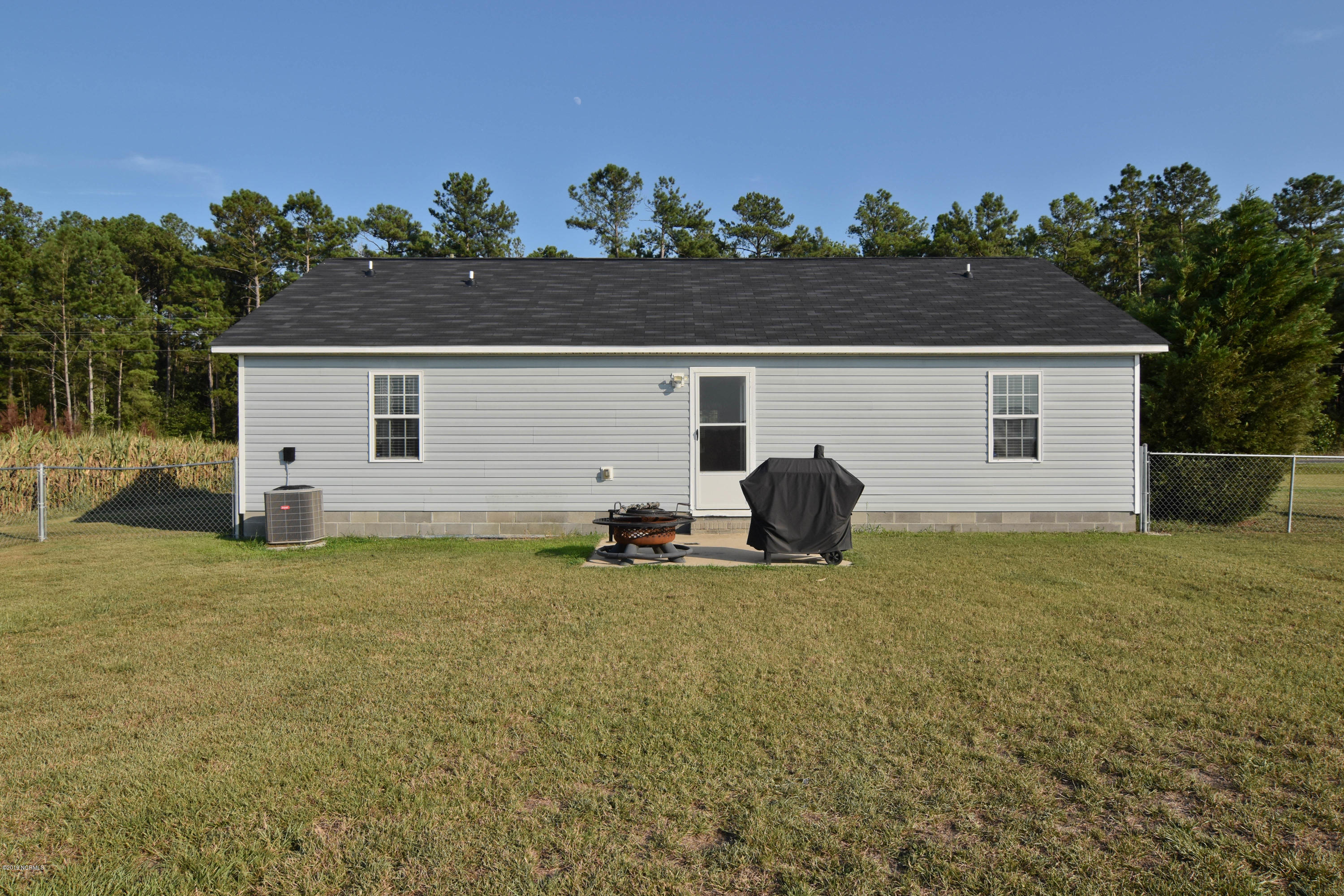 810 Five Mile Road Richlands, NC 28574 - Photo 7 of 24 DSC_0007