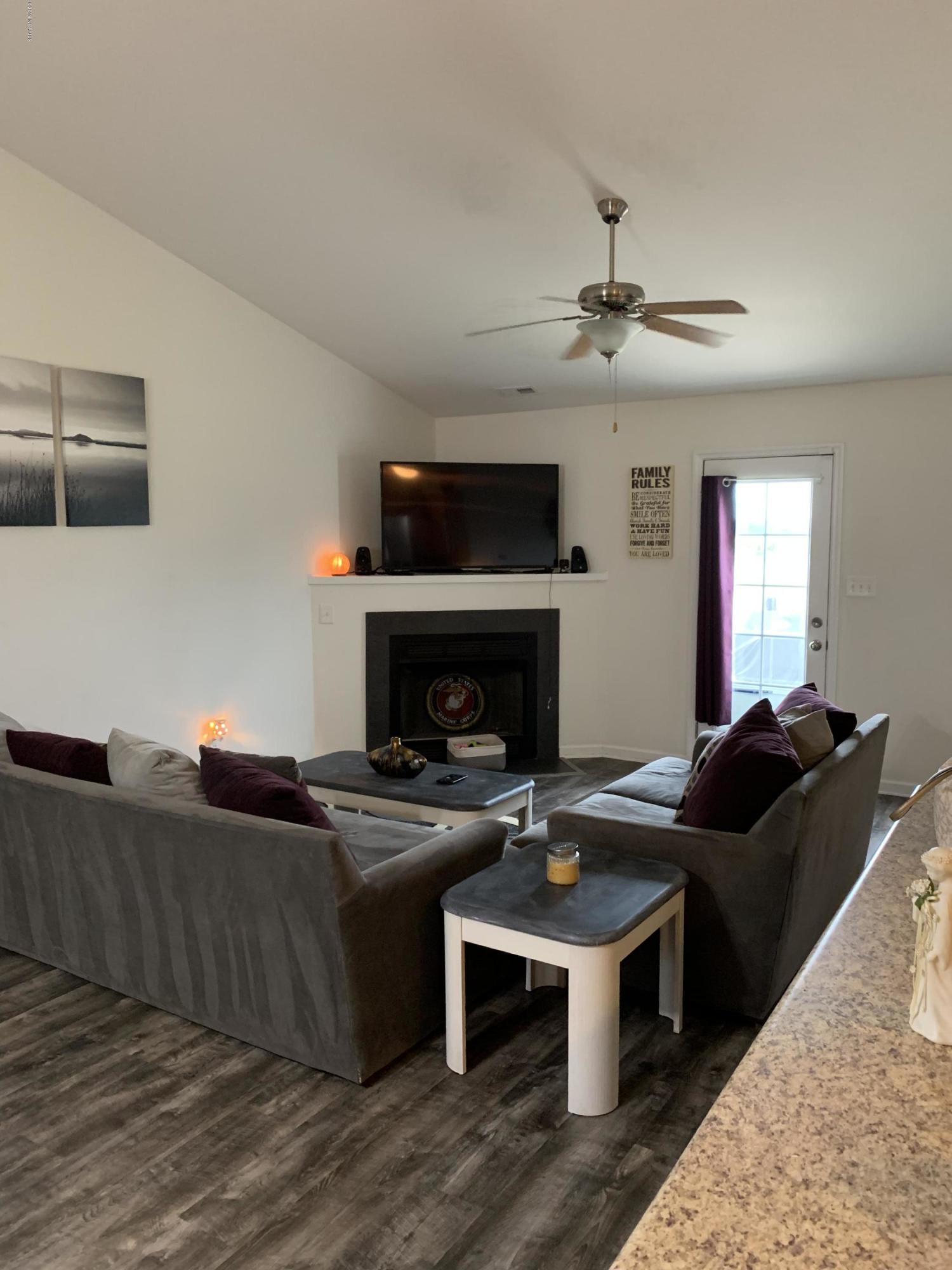810 Five Mile Road Richlands, NC 28574 - Photo 10 of 24 image3