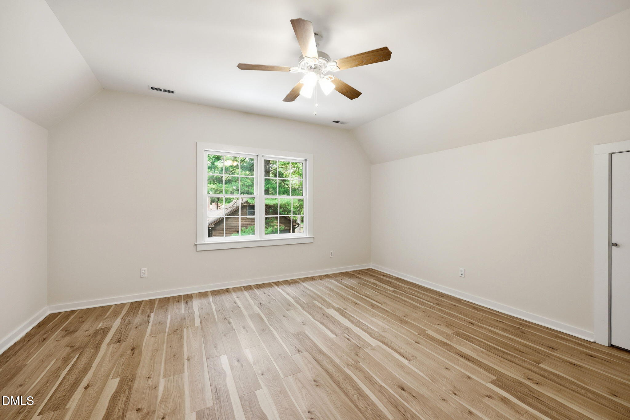 8801 Mansfield Drive Raleigh, NC 27613 - Photo 29 of 55